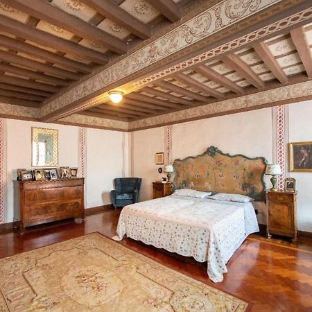 Villa Ottocentesca Immersa Nel Verde Montecavolo Kültér fotó