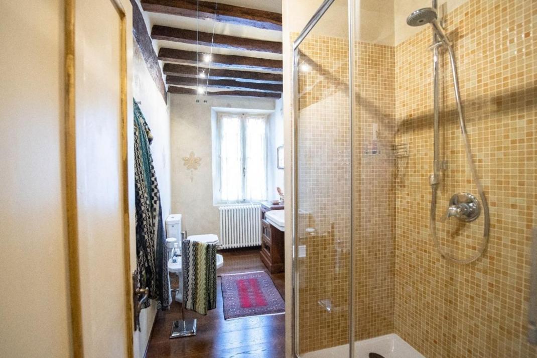 Villa Ottocentesca Immersa Nel Verde Montecavolo Kültér fotó